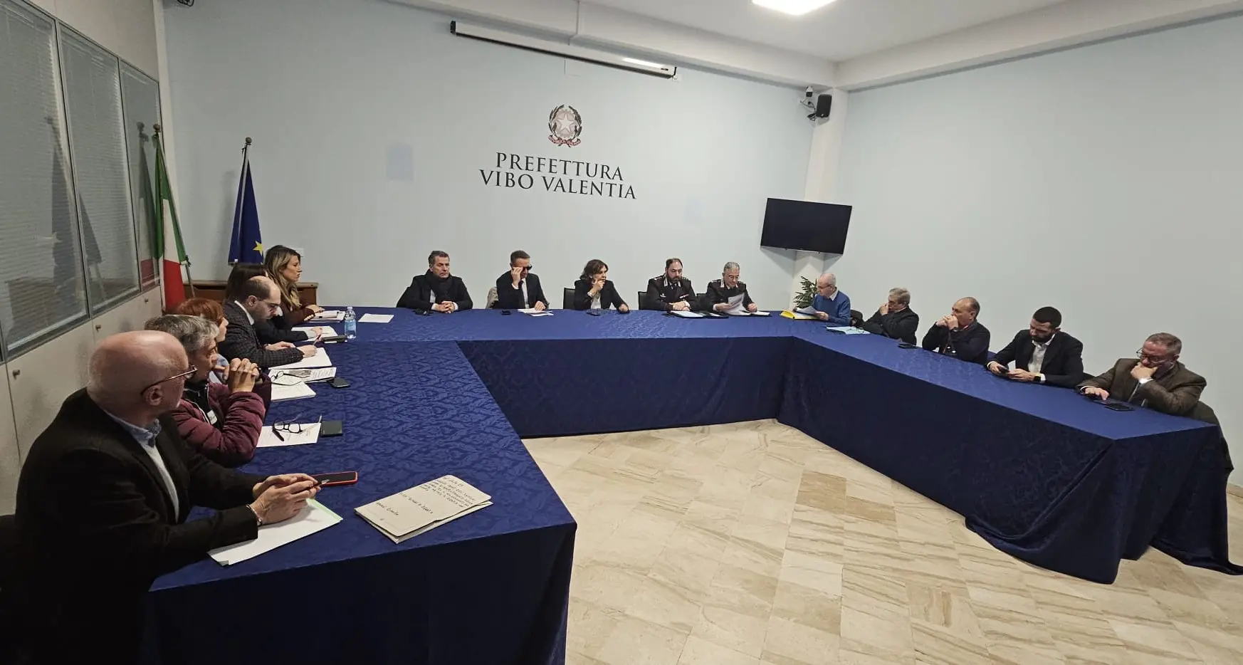 Strada del Briganteo, riunione in Prefettura: focus su sicurezza e interventi urgenti tra Drapia e Tropea\n