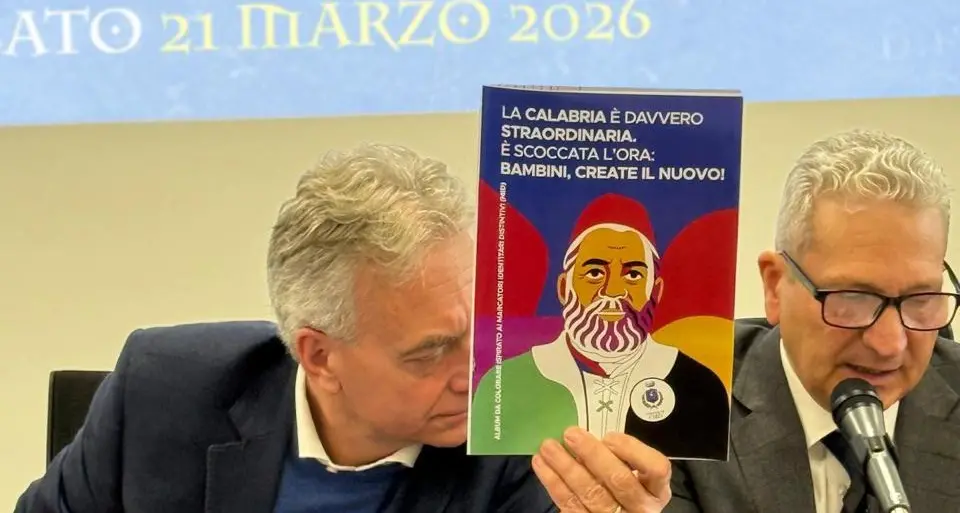 Riportare i bambini nella storia della loro terra: presentato\u00A0a Catanzaro il primo album da colorare promosso dal Comune di Cirò\u00A0\n