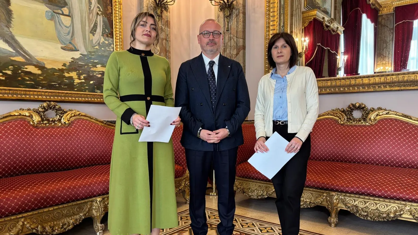 Ricevute a Palazzo Alvaro le due nuove rappresentanti dell’Ente nelle fondazioni ‘Istituto per la Comunità greca di Calabria’ e ‘Marino per l’autismo onlus’\n