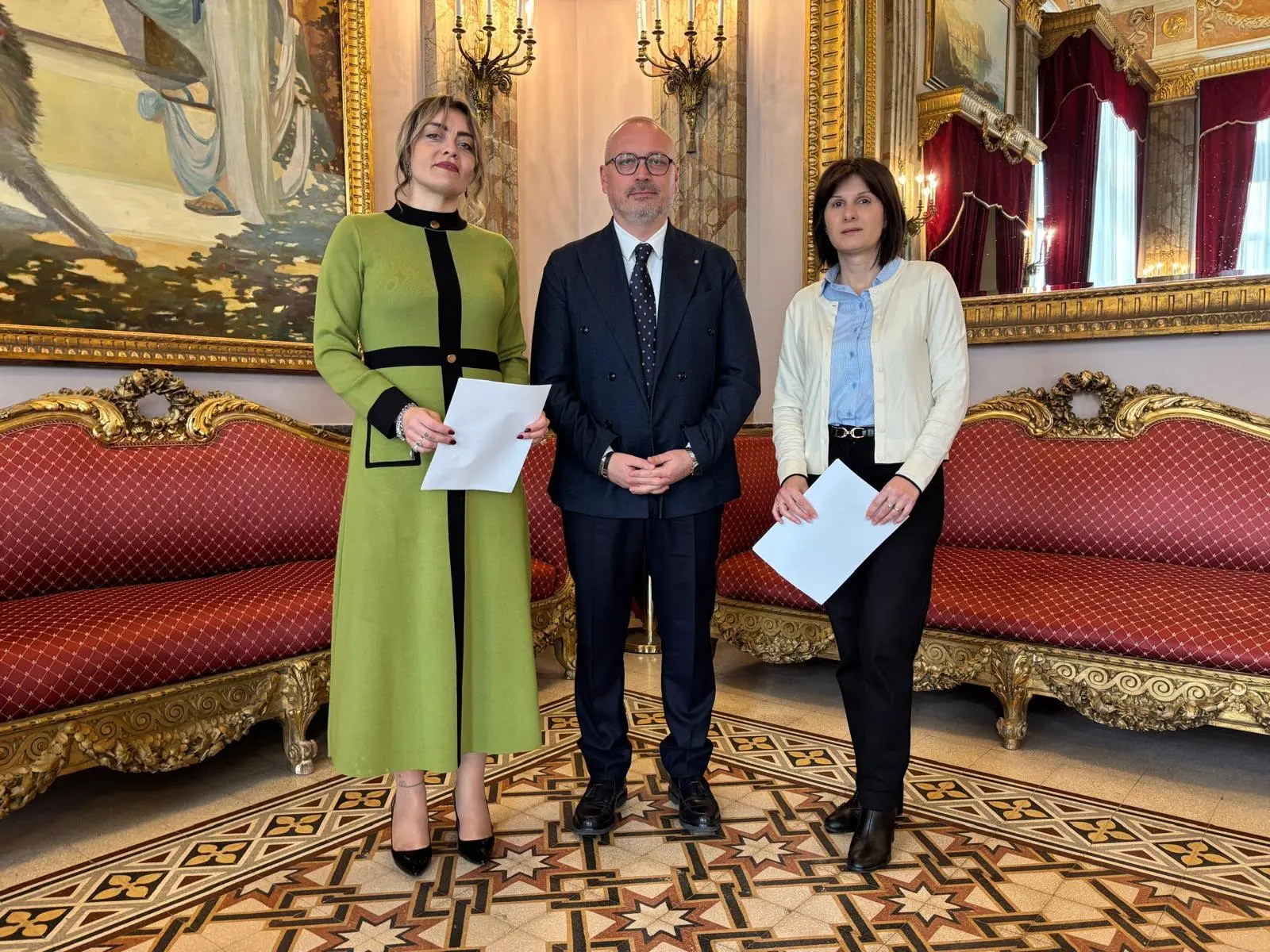 Ricevute a Palazzo Alvaro le due nuove rappresentanti dell’Ente nelle fondazioni ‘Istituto per la Comunità greca di Calabria’ e ‘Marino per l’autismo onlus’\n