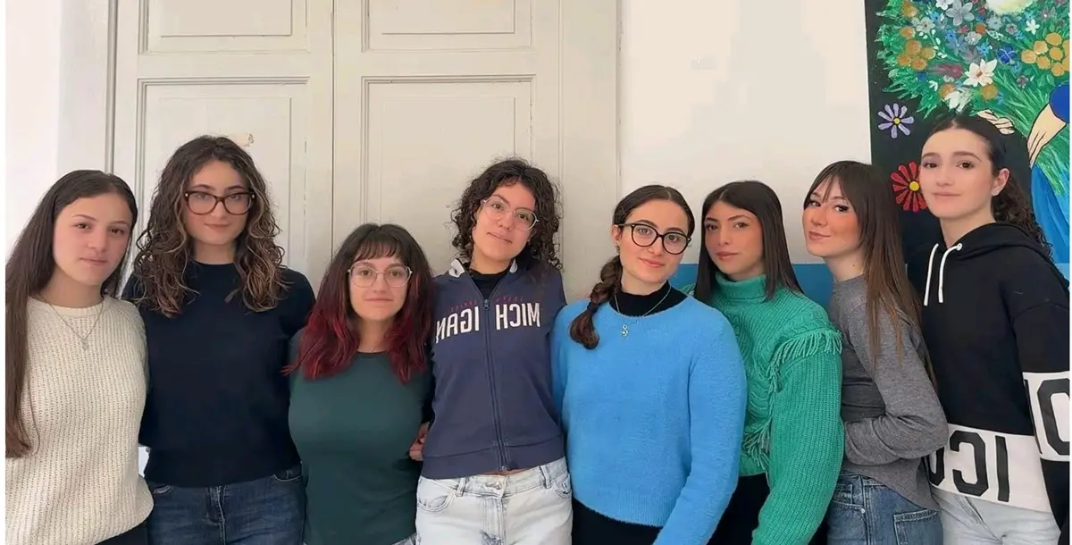 “Certamen acerranum decimum”,\u00A0menzione speciale per\u00A0alcune studentesse del\u00A0liceo classico Ivo Oliveti\u00A0di Locri\n