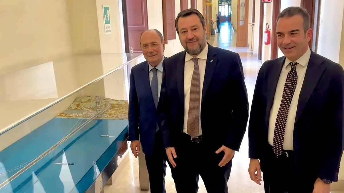 Ponte sullo Stretto, a Messina i sostenitori dell’opera: ecco chi scenderà in piazza con Salvini, Occhiuto e Schifani\n