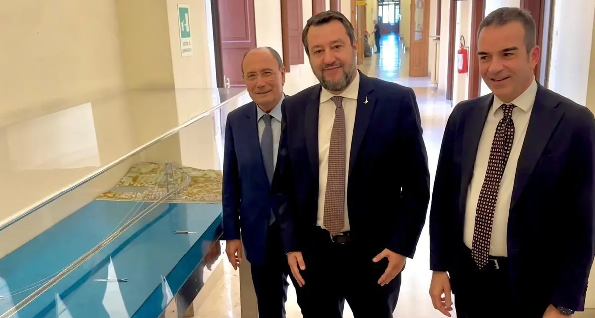 Ponte sullo Stretto, a Messina i sostenitori dell’opera: ecco chi scenderà in piazza con Salvini, Occhiuto e Schifani\n