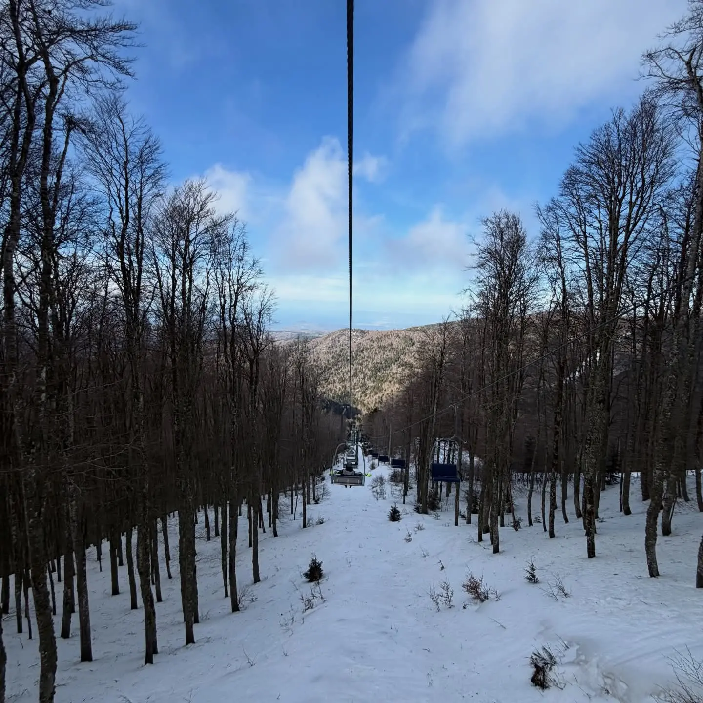Ancora tanta neve a Gambarie: riaprono oggi e domani le piste da sci\n