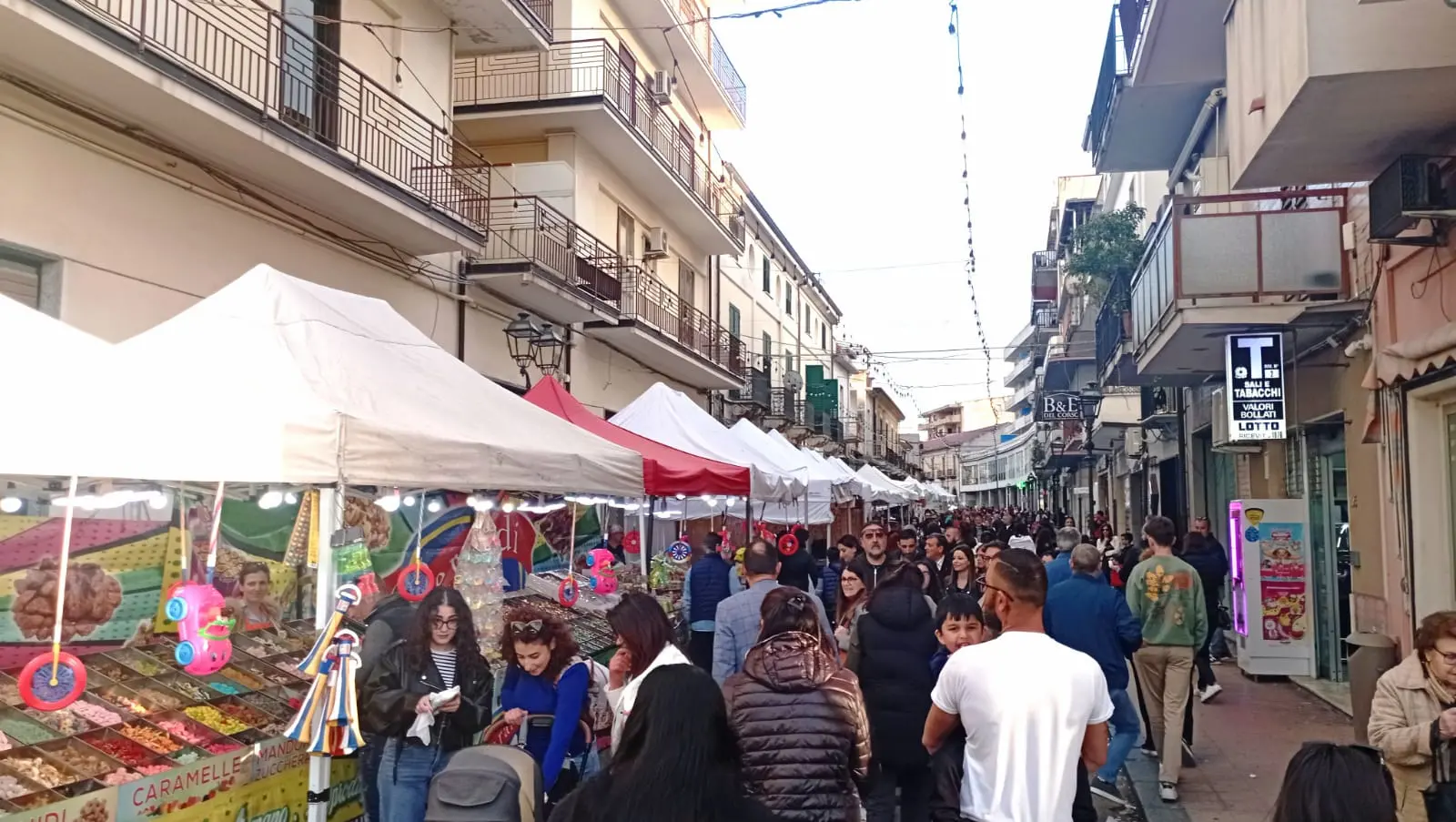 Un momento della prima edizione della Festa del Cioccolato a Gioia tauro