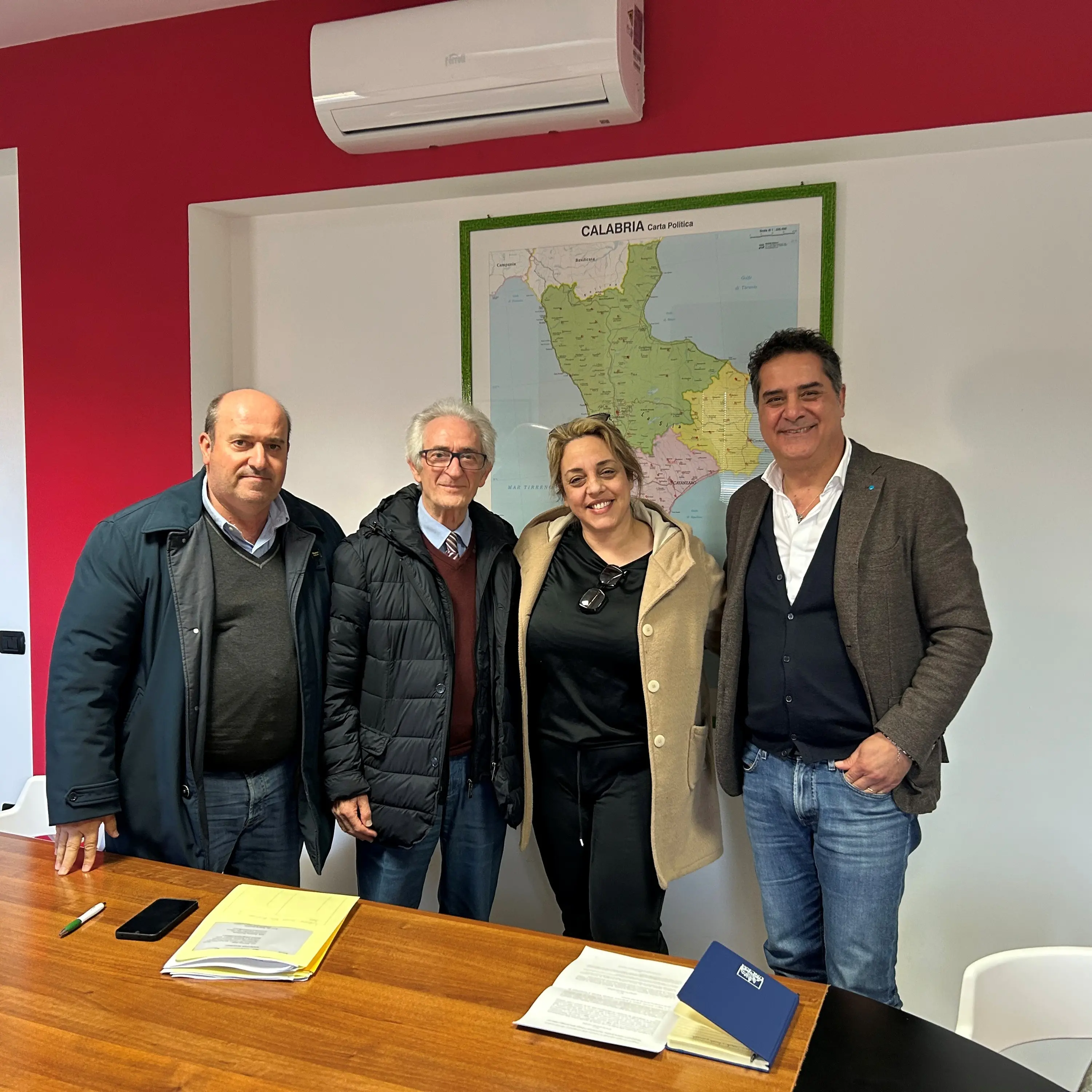 Uncem e sindacati a sostegno della montagna calabrese: «Il 90% del territorio è in crisi, aree interne da riqualificare»\n