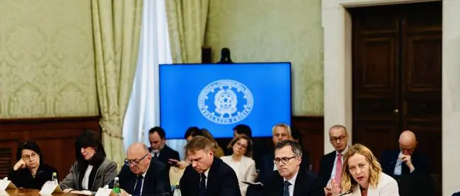 Decreto fiscale, ok del Cdm: nuovo credito di imposta al 35% per gli\u00A0investimenti\u00A0in innovazione\n