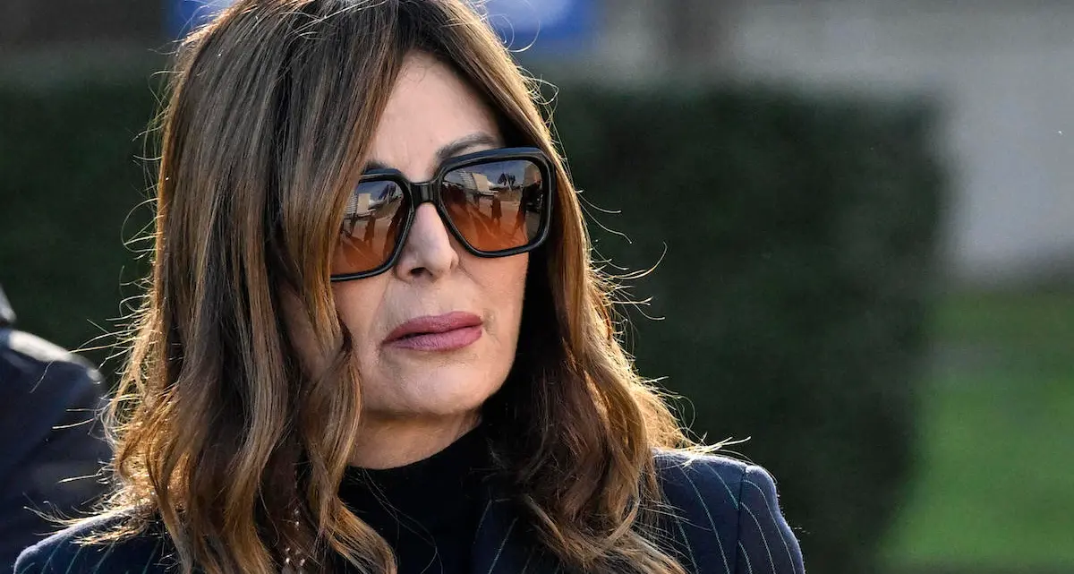 <p>Santanchè verso l’addio a FdI: l’ex ministra va <span style=\"color:hsl(0, 75%, 60%);\">con Vannacci </span>dopo lo strappo con Meloni?</p>