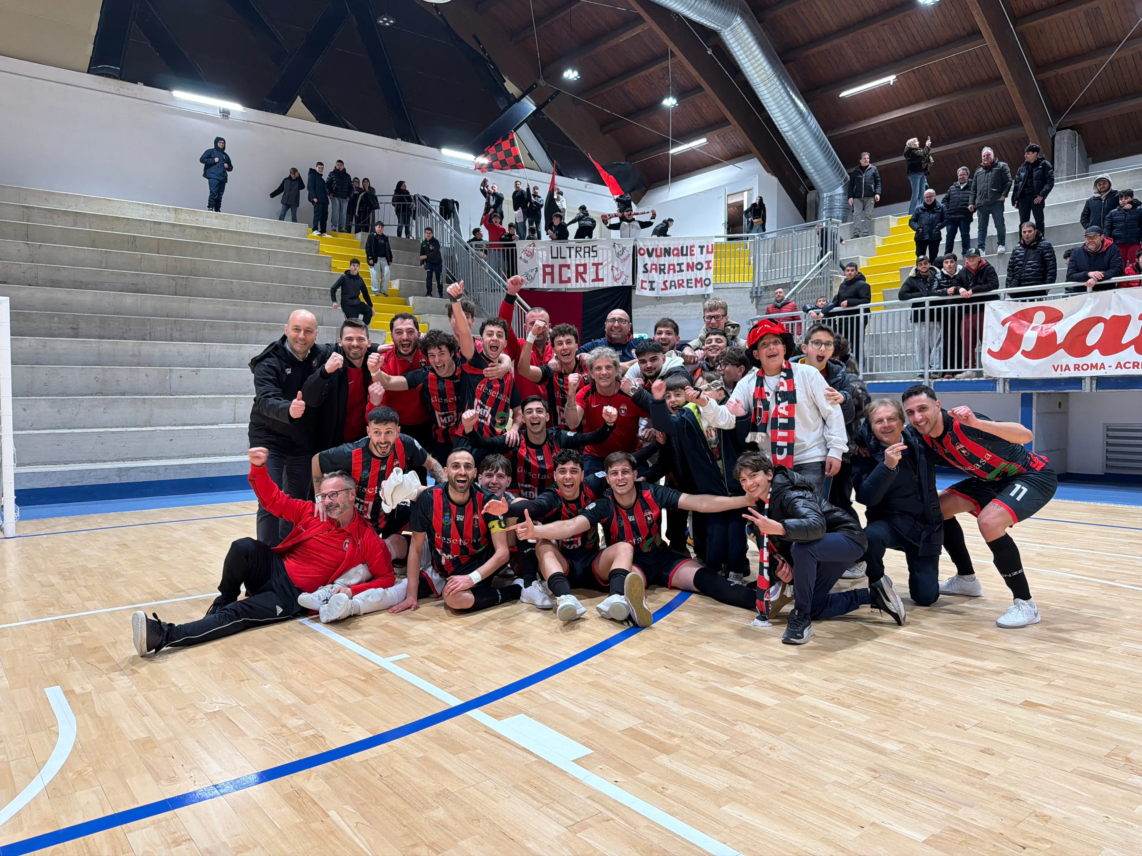 Serie A2 Futsal, l’Acri si salva all’ultima giornata:\u00A0battuta in rimonta la Junior Domitia\n\n\n