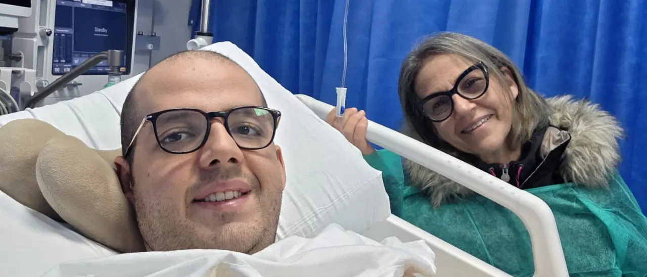 Il 25enne di Vibo Marina schiacciato da un muletto,\u00A0Gianmarco lotta da 6 mesi in ospedale: «Non mi arrendo, grazie a tutti»\n