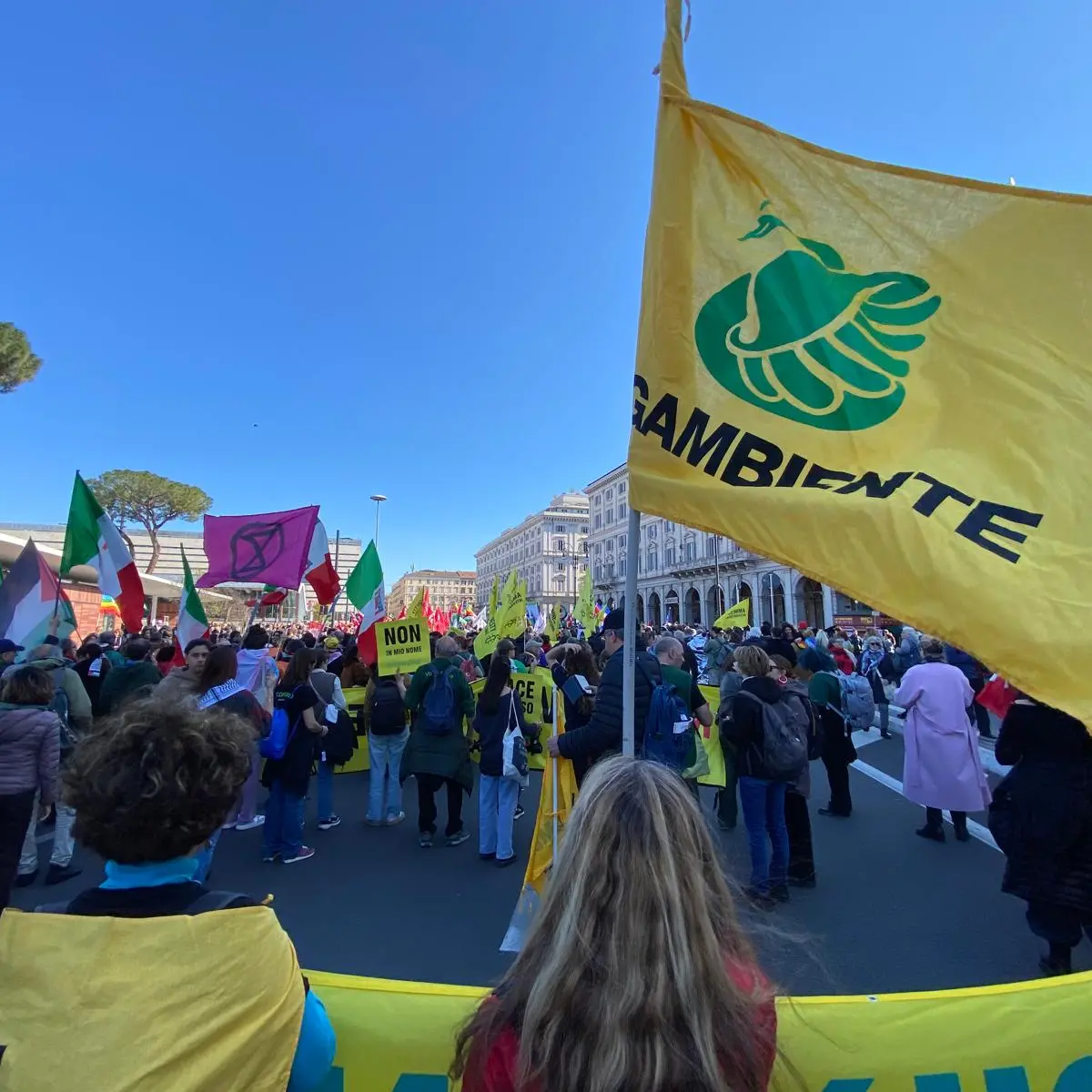 Caro bollette e crisi climatica, Legambiente Calabria: «La Regione acceleri su Piano Energia e Clima»\n