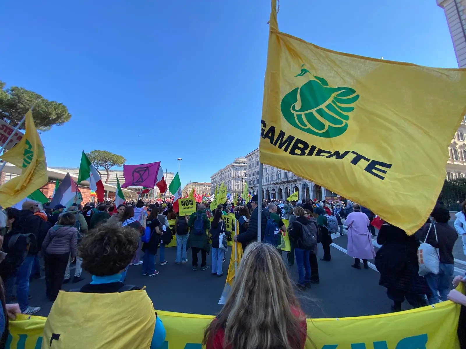 Caro bollette e crisi climatica, Legambiente Calabria: «La Regione acceleri su Piano Energia e Clima»\n