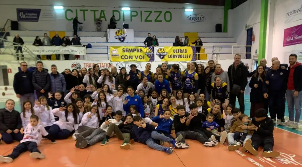 Volley, Marpesca cade in trasferta ma non si fa male perché è già salva:\u00A0ora il derby di Crotone e il congedo casalingo\n