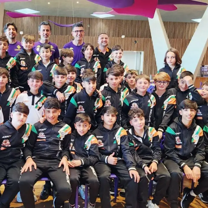 Bulldog Vibo, tre giorni al Viola Park tra sogni e campo: giovani in visita alla Fiorentina \n