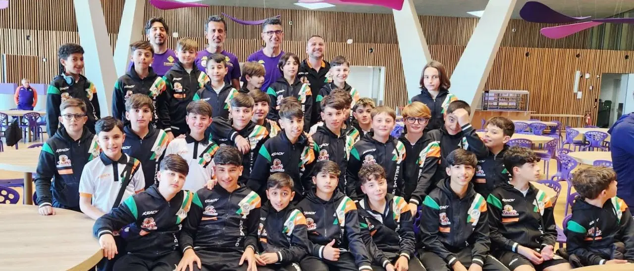 Bulldog Vibo, tre giorni al Viola Park tra sogni e campo: giovani in visita alla Fiorentina \n