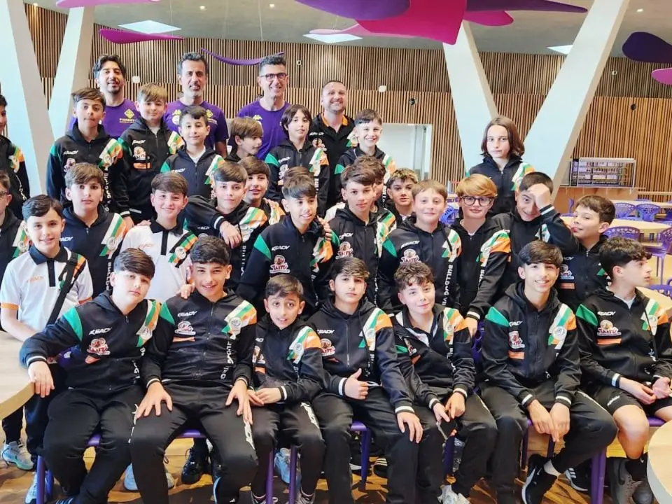 Bulldog Vibo, tre giorni al Viola Park tra sogni e campo: giovani in visita alla Fiorentina