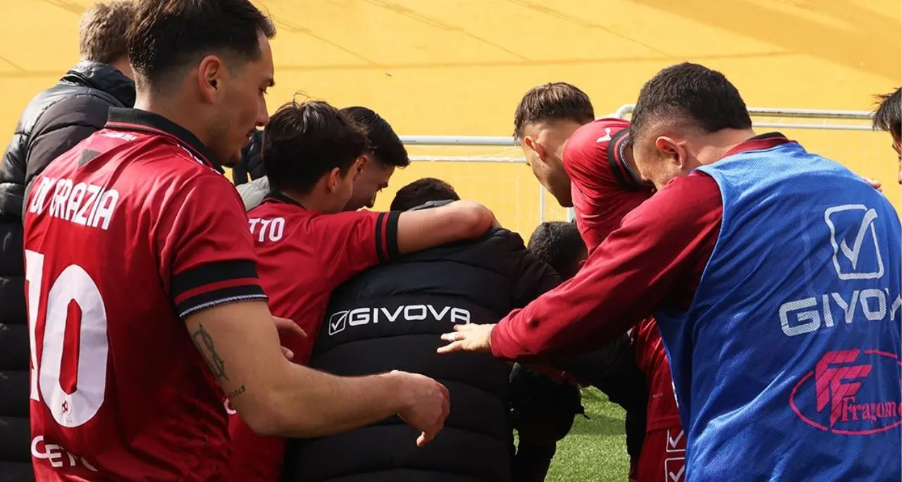 Serie D, il bilancio delle quattro calabresi: la Reggina fa il colpaccio a Palermo e rivede la vetta. La Vibonese ritrova il successo dopo due mesi