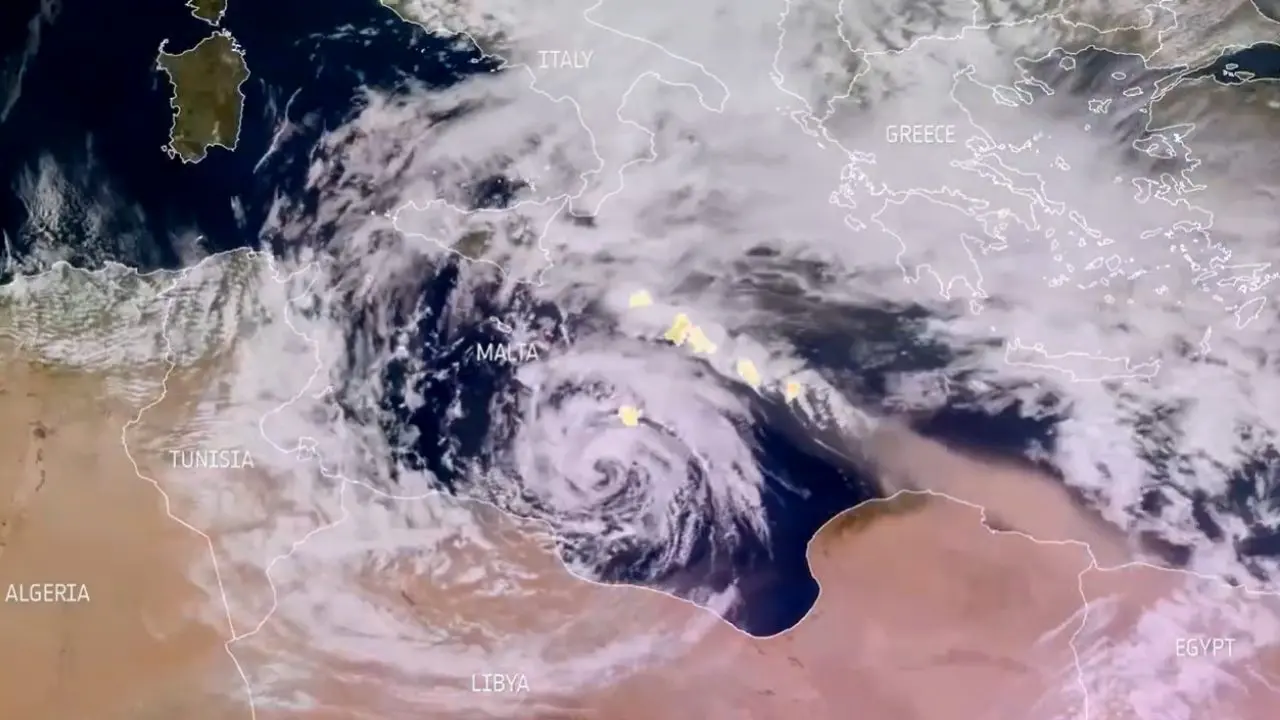 Il ciclone Jolina che ha colpito anche la Calabria osservato in tempo reale dai satelliti: «Così si riducono i rischi»\n