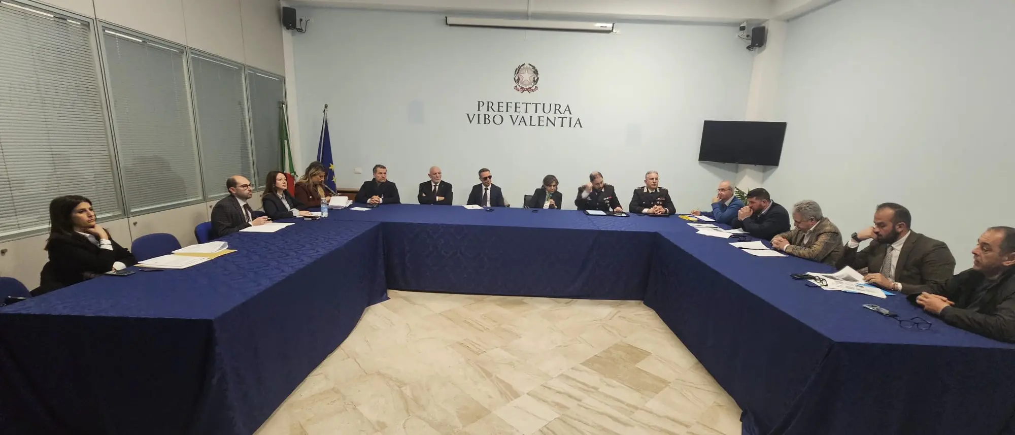 “Mare verde” a Nicotera, incontro in Prefettura con il procuratore Falvo:\u00A0«Lotta all’inquinamento priorità assoluta»\n
