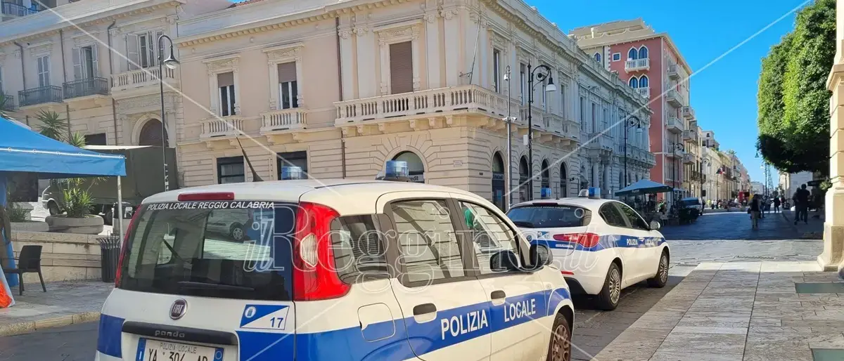 Reggio,\u00A0arrivano sette agenti di polizia Locale e 26 nuovi veicoli