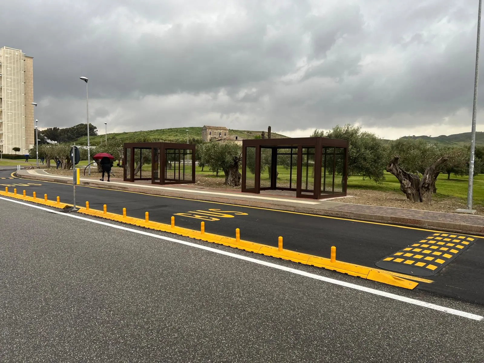 Realizzate le nuove fermate autobus alla Cittadella,\u00A0il\u00A0Csa-Cisal: «Un risultato atteso, restituita dignità ai lavoratori» (FOTO)\n