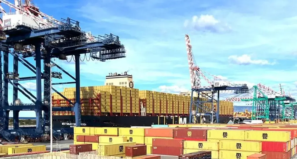 Porto di Gioia Tauro, i sindacati: «Non sia usato per il transito di armi da guerra»\n