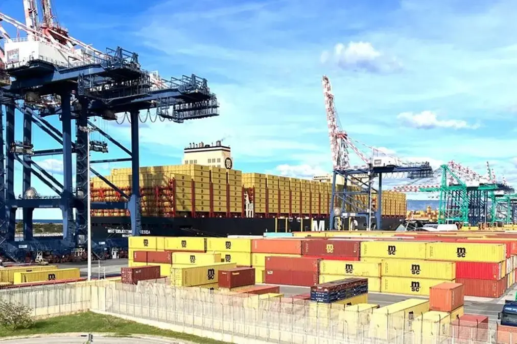 Porto di Gioia Tauro, i sindacati: «Non sia usato per il transito di armi da guerra»\n
