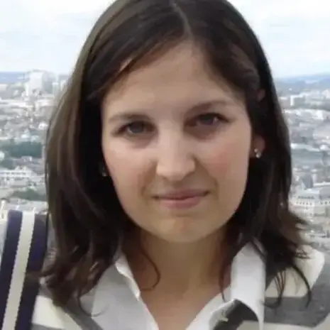 Chiara Poggi, le nuove analisi del Ris: «Un solo killer e forse colpita sulle scale»\n