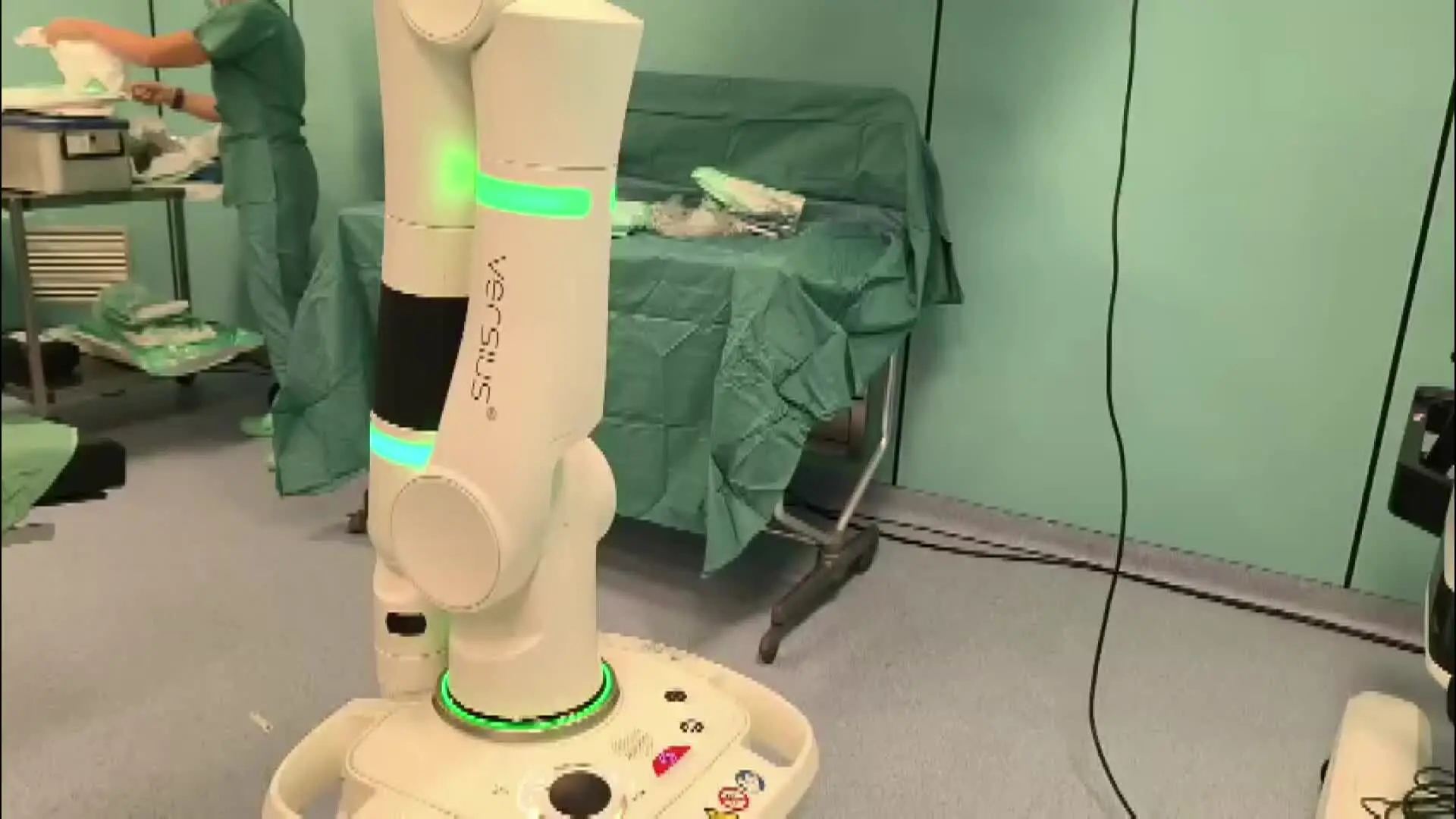 La chirurgia robotica di precisione ha fatto il suo debutto in diretta Tv dall’ospedale di Lamezia Terme