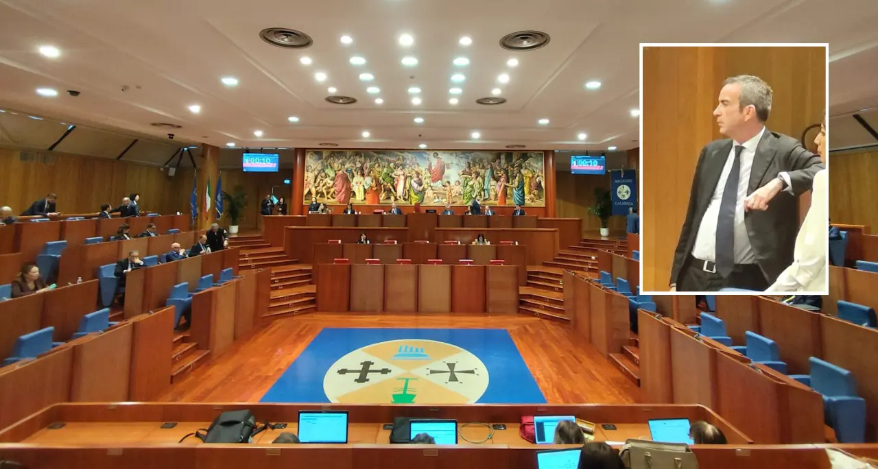 Consiglio regionale, Occhiuto rilancia il reddito di merito: «Così fermiamo l’esodo degli universitari calabresi»\n