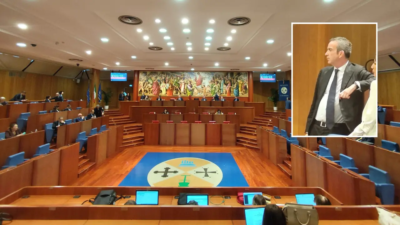 Consiglio regionale, Occhiuto rilancia il reddito di merito: «Così fermiamo l’esodo degli universitari calabresi»\n