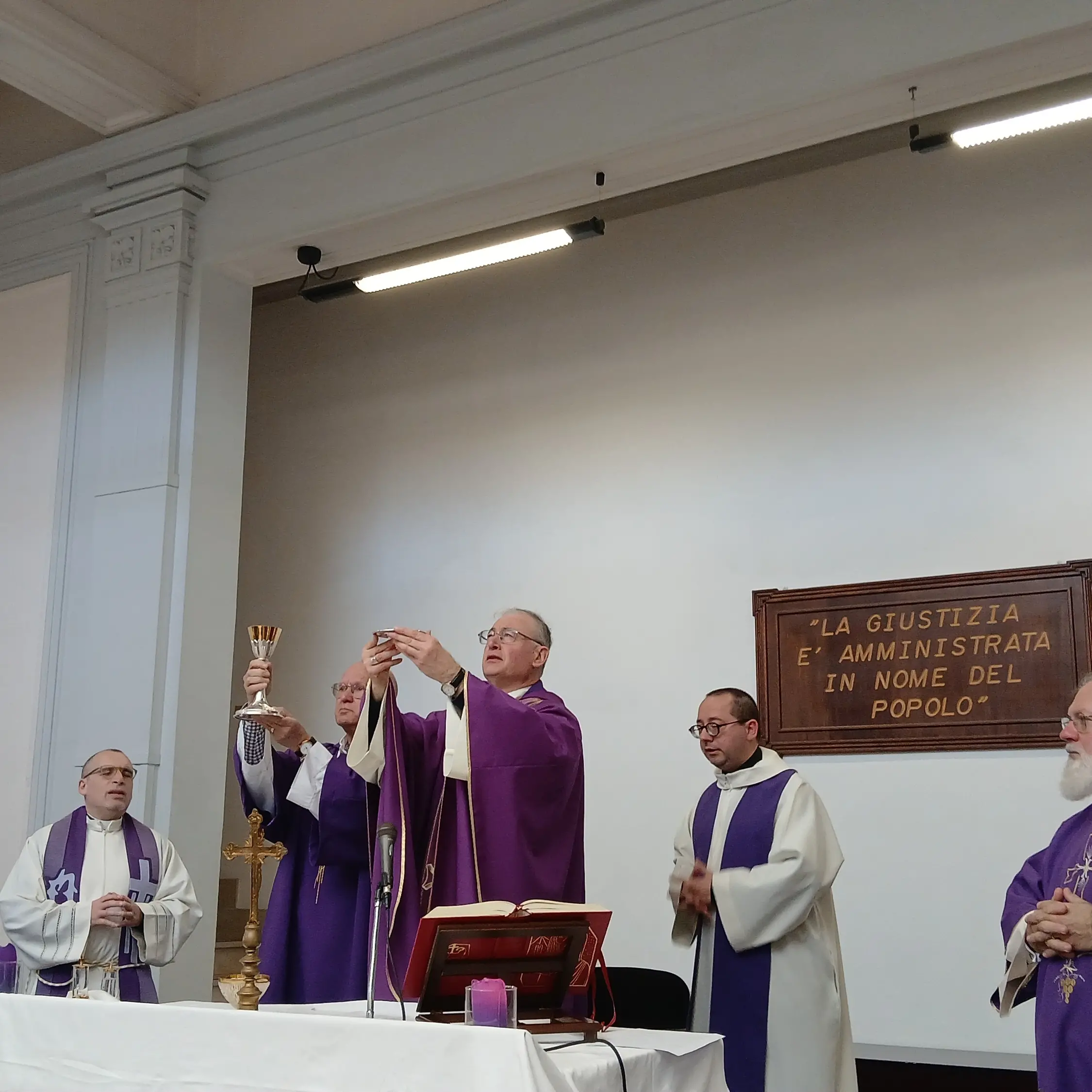 Palmi, il “tempo sospeso” del diritto: il Precetto Pasquale come spazio di umanità e giustizia\n