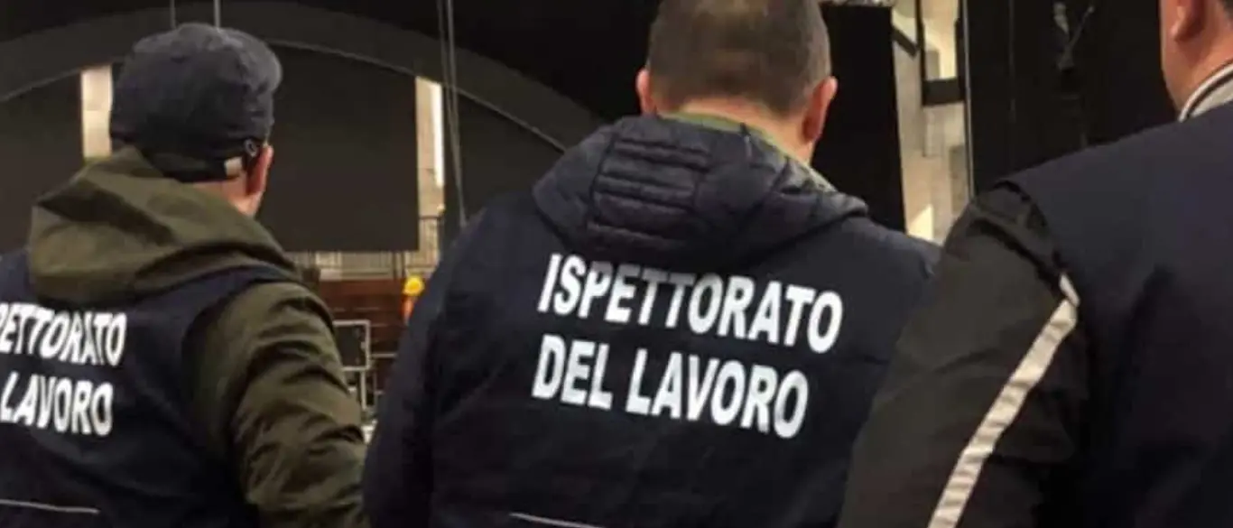 Dieci lavoratori irregolari in una struttura ricettiva del Vibonese: attività sospesa e maxi multa da 45mila euro\n