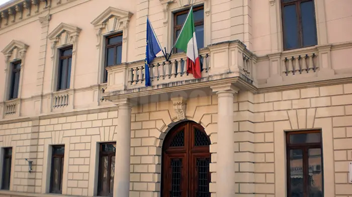 Palazzo comunale Castrovillari , ANSA