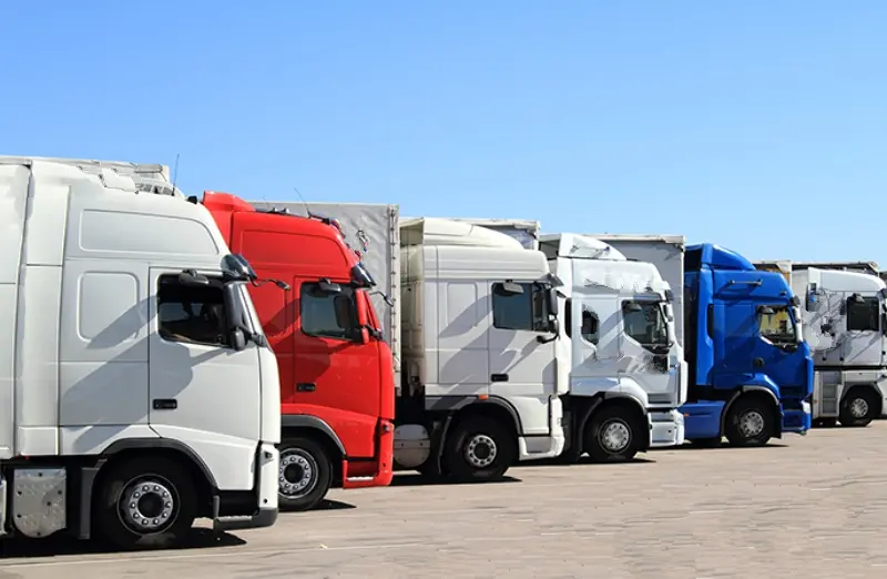 Autotrasporto al collasso: l’allarme di Fedralog tra caro gasolio e carenza di riserve\n