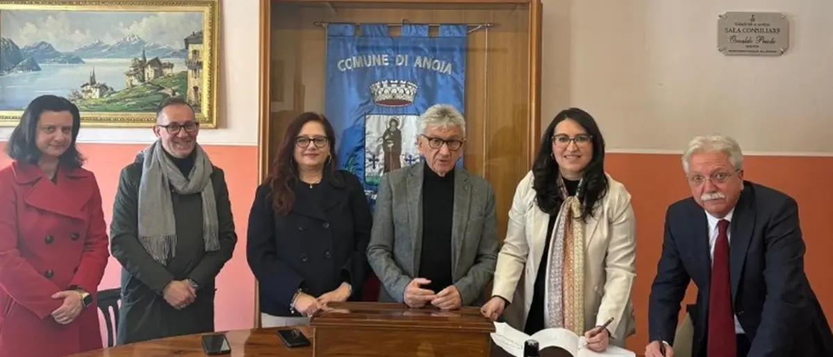 Laboratori dell’Its Cadmo Academy ad Anoia: il sindaco Demarzo sottoscrive la convenzione con il presidente Serra\n