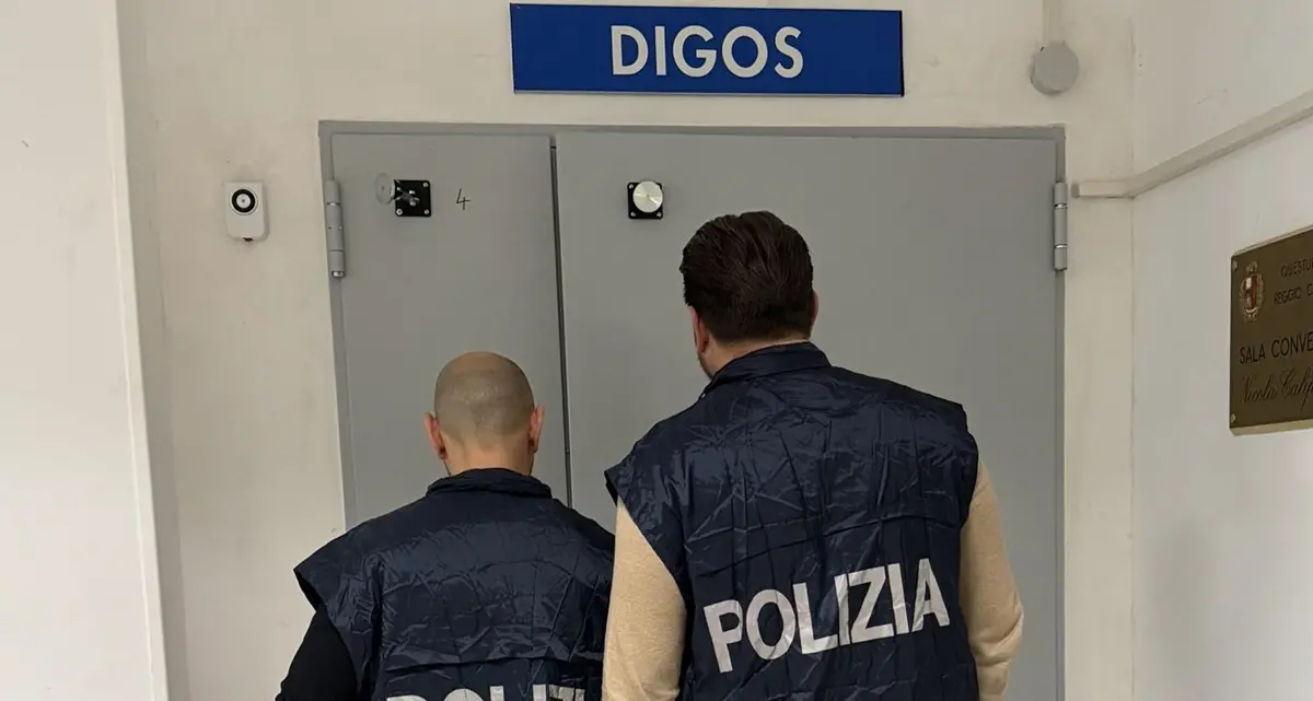 Reggina –\u00A0Acireale, arrestato\u00A0un ultras già sottoposto a Daspo:\u00A0era riuscito ad accedere abusivamente alla Curva Sud\n