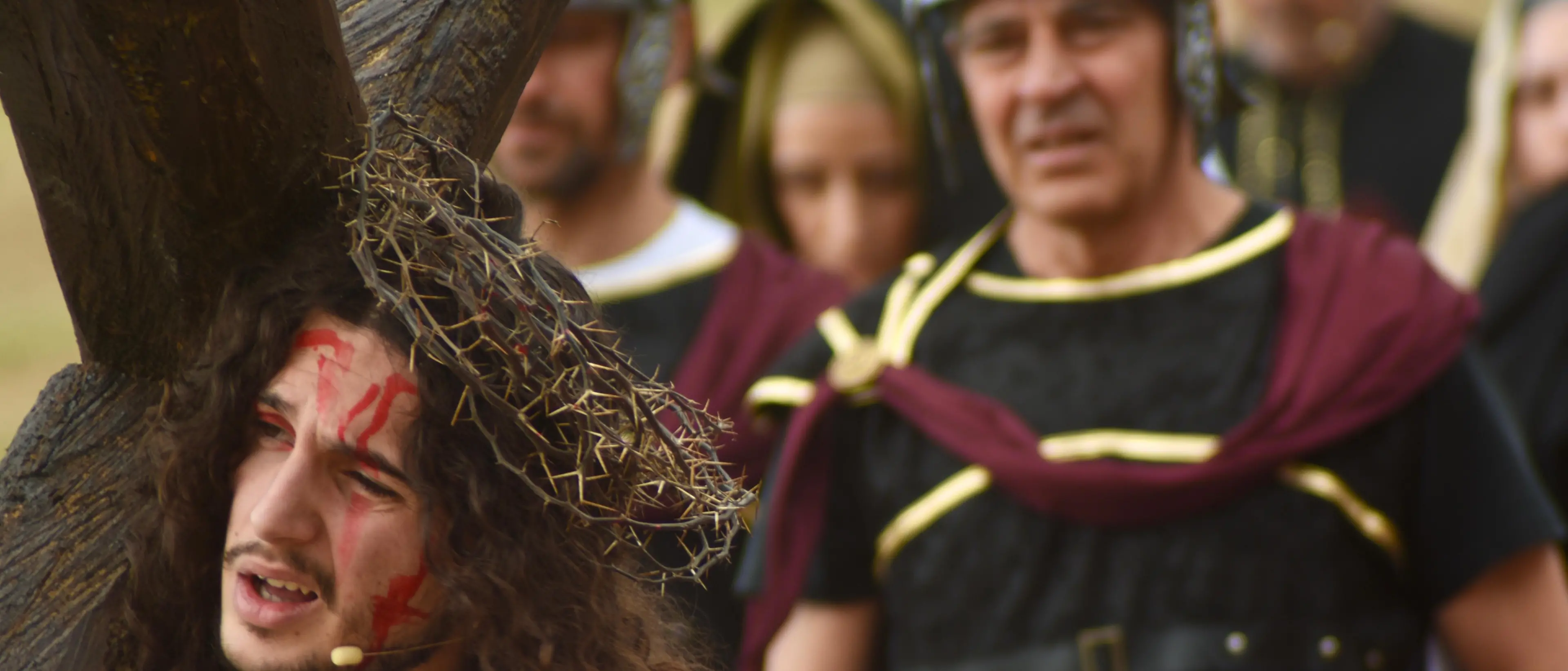 Il cammino del Calvario: la Passione di Cristo rivive nella comunità arbëreshë di Vena di Maida\n