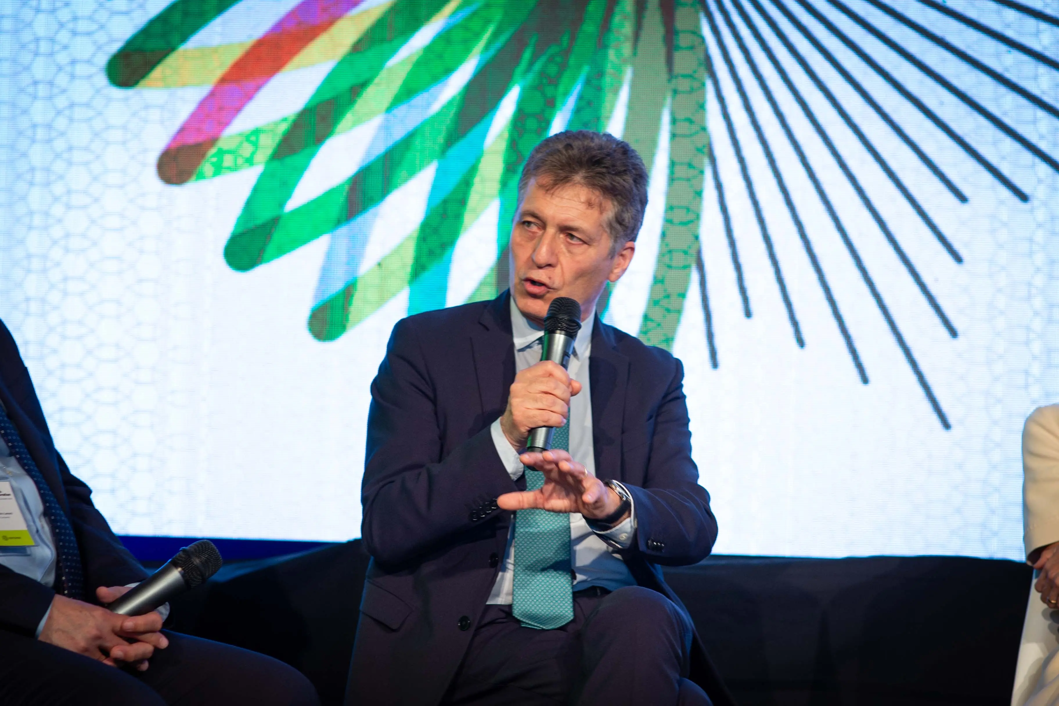 All right reserved (c)2015