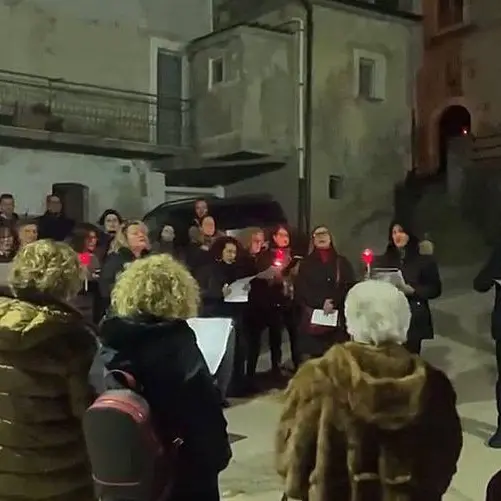 Il canto delle kalimere anima il Giovedì Santo di\u00A0Lungro\n