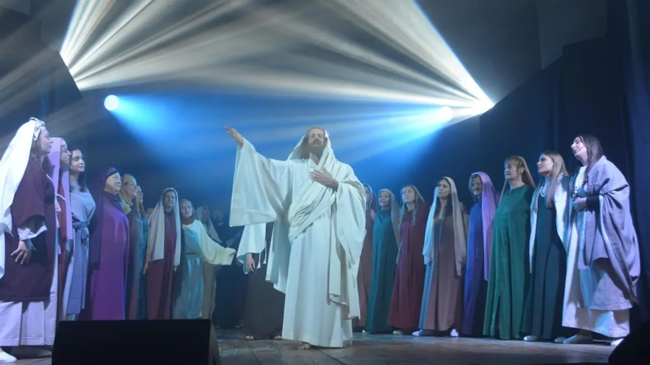 Jonadi, grande partecipazione per il musical “Non c'è Amore più grande” dedicato alla Passione di\u00A0Gesù\n