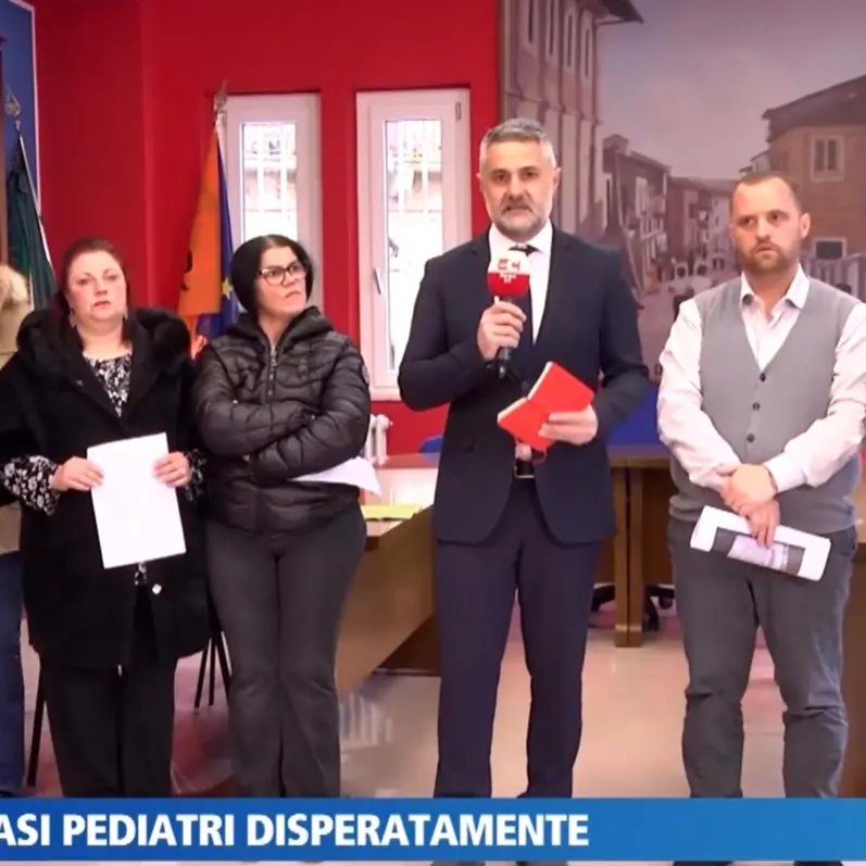 Vibonese senza pediatri, i genitori di Beatrice accettano l’aiuto di Catanzaro: «Un’umanità che qui non abbiamo avvertito»\n