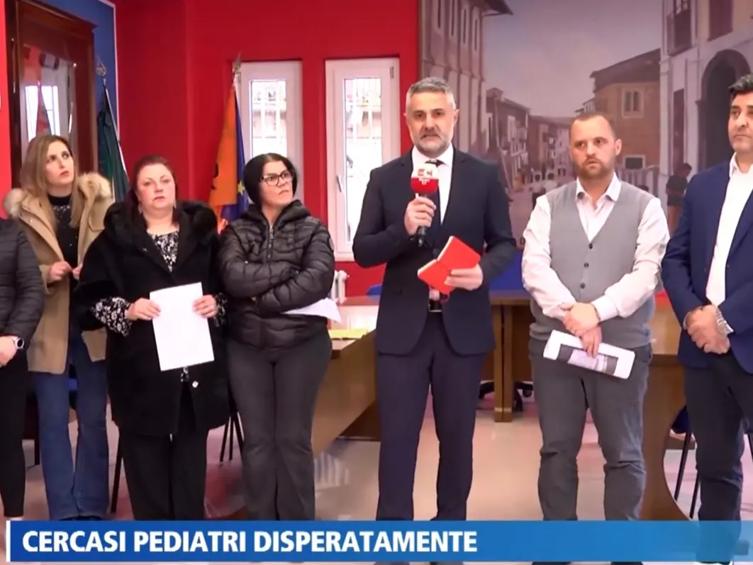 Vibonese senza pediatri, i genitori di Beatrice accettano l’aiuto di Catanzaro: «Un’umanità che qui non abbiamo avvertito»