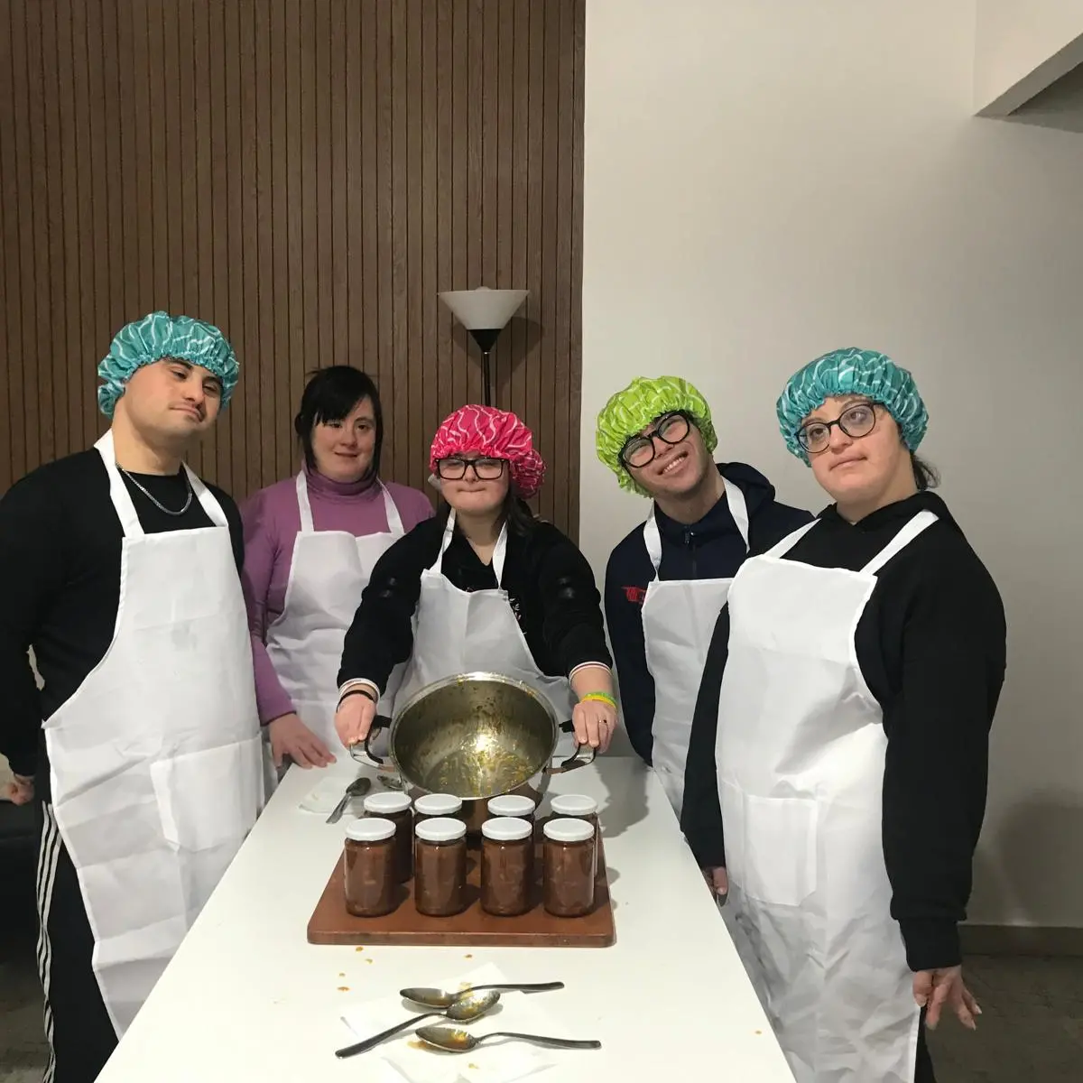 A Cosenza l’inclusione nasce in cucina con il progetto “I cinque sensi”\n