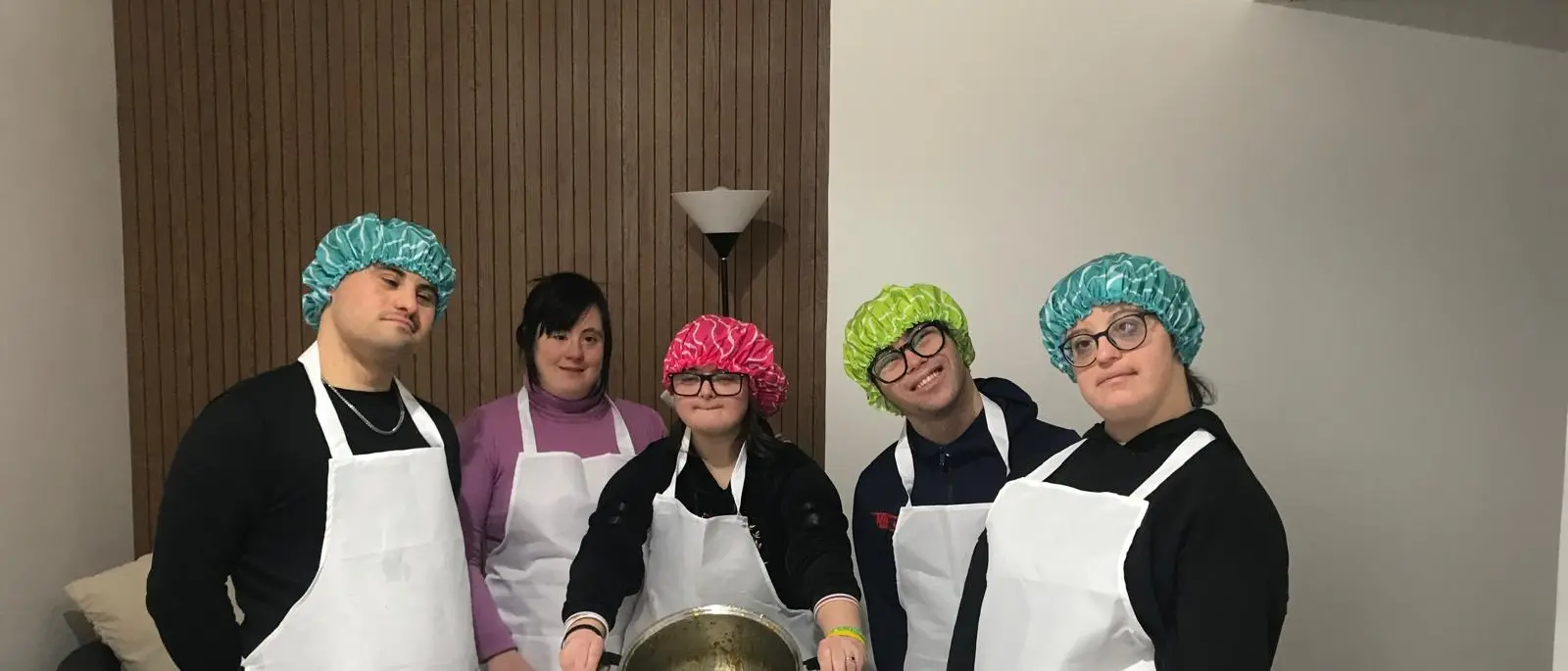 A Cosenza l’inclusione nasce in cucina con il progetto “I cinque sensi”\n