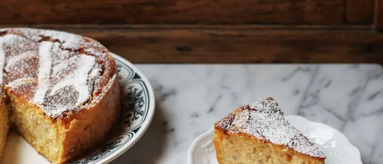 La pastiera, il dolce simbolo della Pasqua tra tradizione e profumi di primavera. La ricetta\n