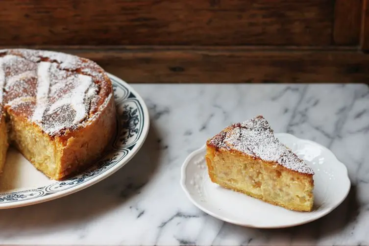 La pastiera, il dolce simbolo della Pasqua tra tradizione e profumi di primavera. La ricetta\n