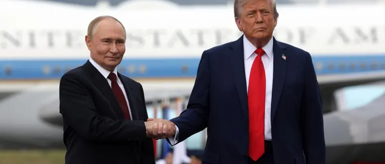 Guerra in Medio Oriente, la nuova minaccia di Trump agli alleati: «Stati Uniti fuori dalla Nato»\n