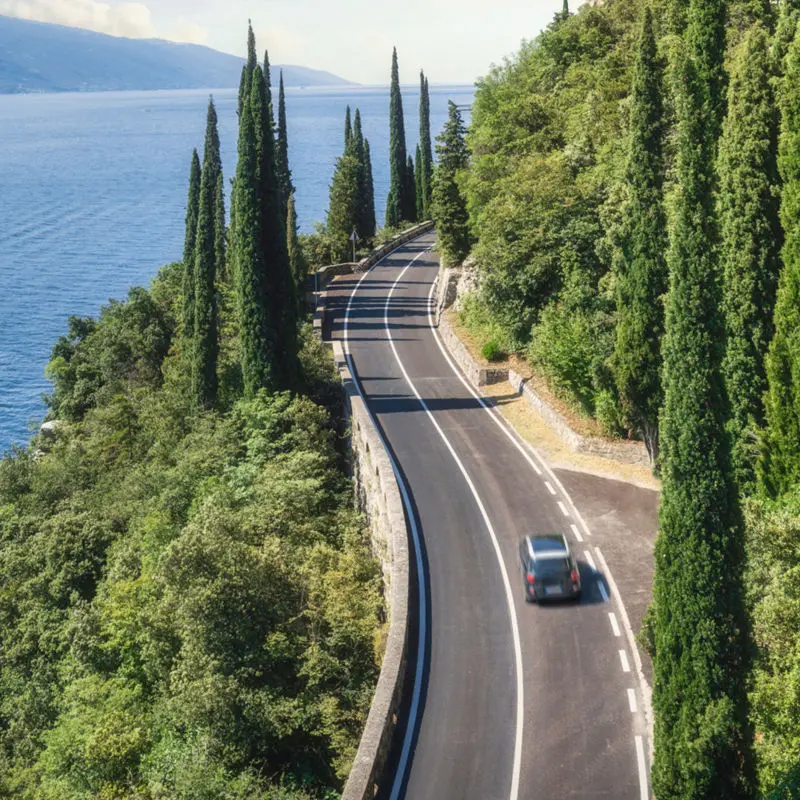 Pasqua e Pasquetta 2026, milioni di italiani in viaggio, ma la crisi economica morde\n