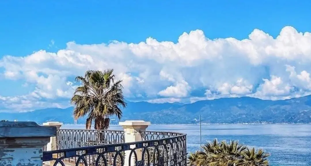 Tra mare e memoria\n